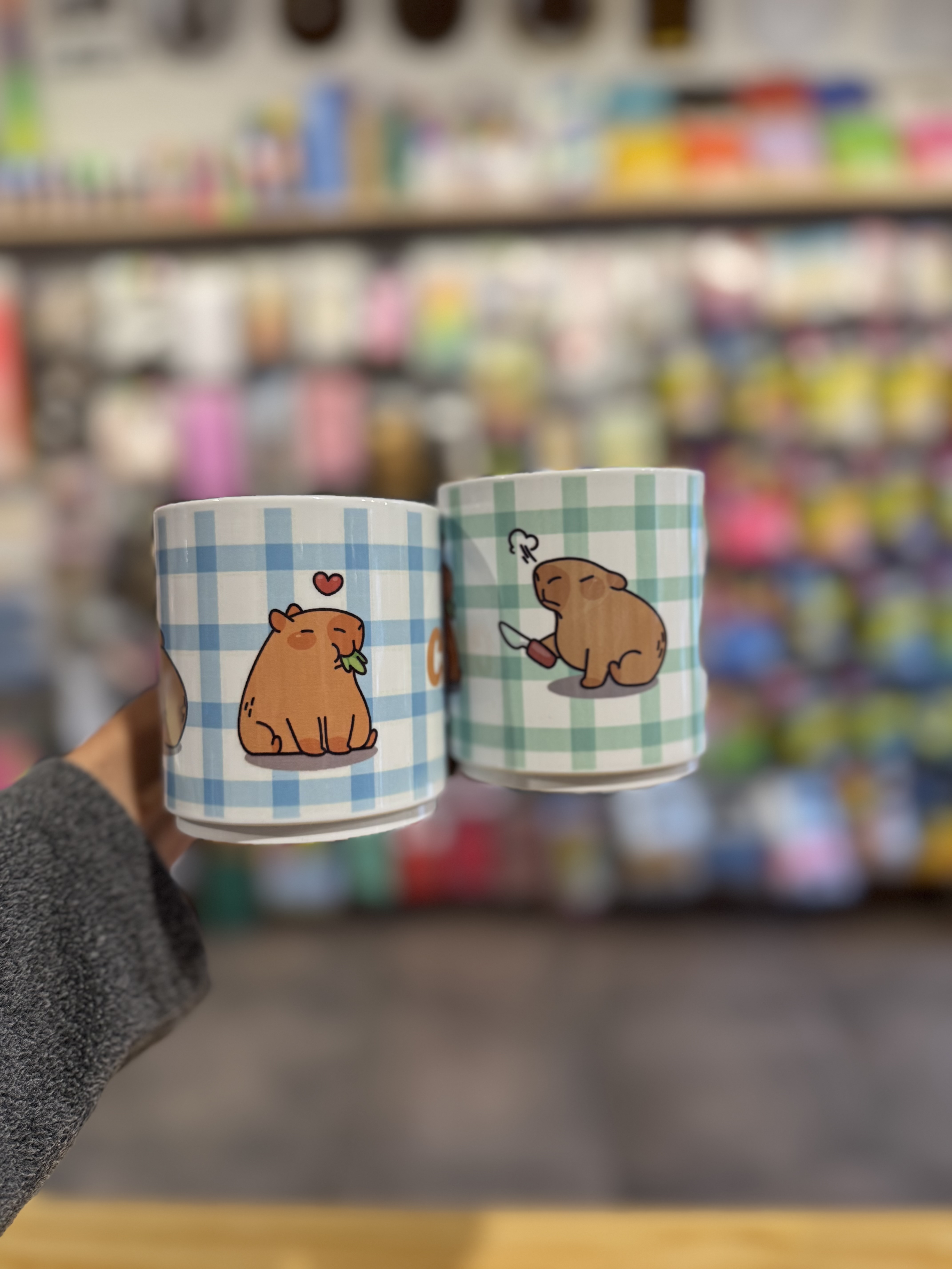 Tazas personalizadas con diseño de capibara